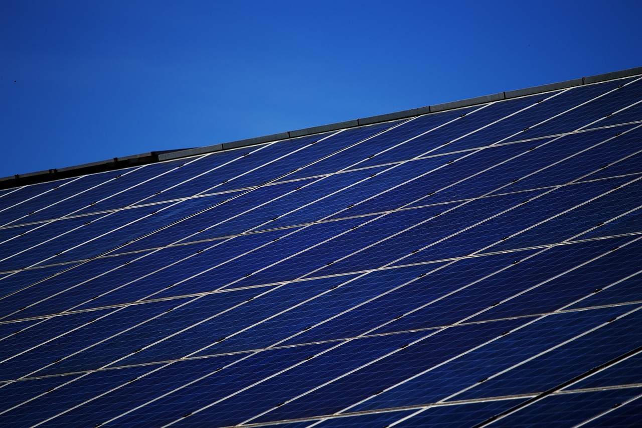 Green Energy Solutions for Homeowners - Is it Worth the Investment?
